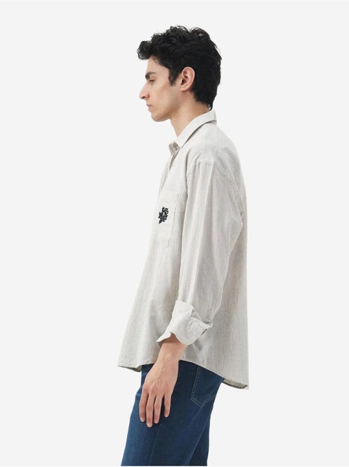 Camicia in cotone a righe con trama in velluto giesto - Kiabi Camicia in cotone a righe con trama in velluto giesto - Kiabi