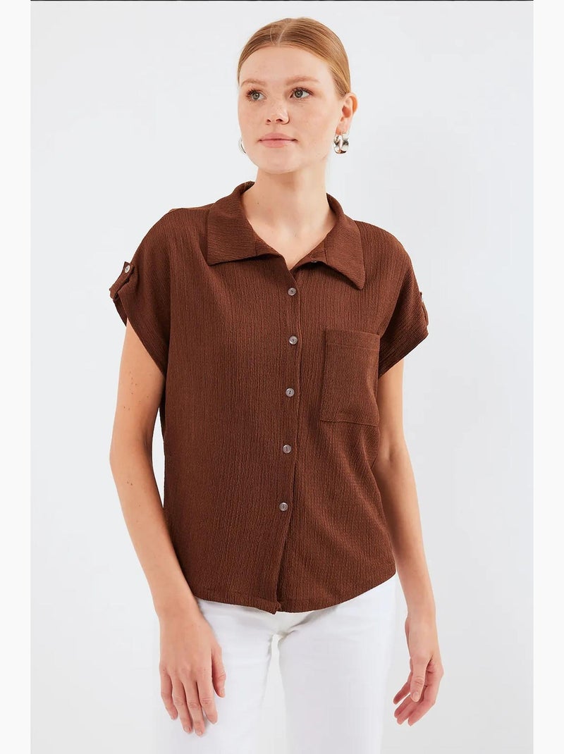 Camicia in crêpe testurizzato con taschino bdart Marrone cioccolato - Kiabi