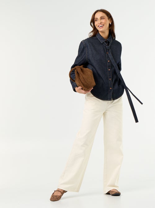 Camicia in denim con collo a lavallière - Kiabi Camicia in denim con collo a lavallière - Kiabi
