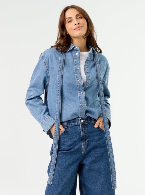 Camicia in denim con collo a lavallière - Kiabi Camicia in denim con collo a lavallière - Kiabi