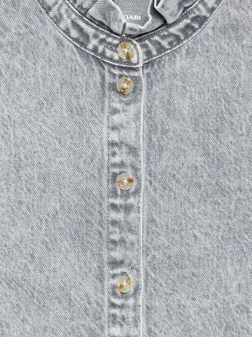 Camicia in denim con collo alto a balze - Kiabi Camicia in denim con collo alto a balze - Kiabi