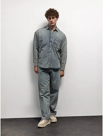 Camicia in denim regular fit con bottoni e tasca giesto