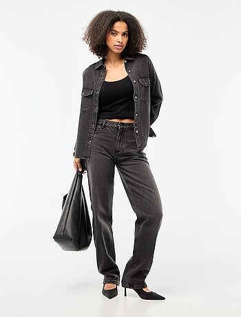 Camicia in denim con 2 tasche applicate con patta sul petto