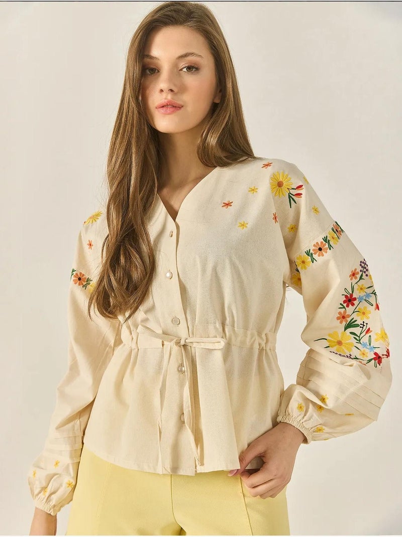 Camicia in lino con scollo a v, polsini elastici e cintura ricamata lucci Beige argilla - Kiabi