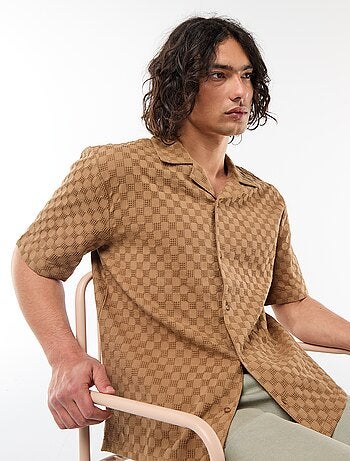 Camicia in maglia fantasia a maniche corte