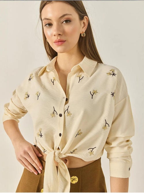 Camicia in popeline ricamata con chiusura a bottoni lucci - Kiabi