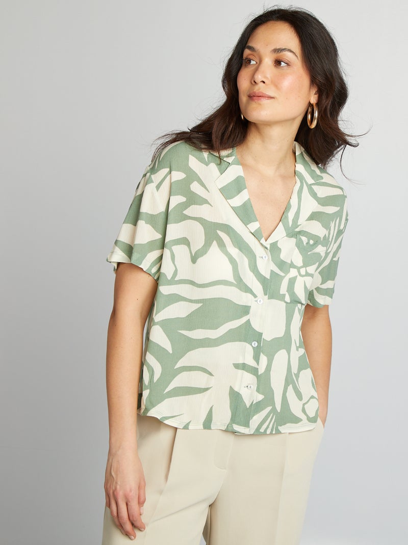 Camicia in tessuto effetto crêpe a maniche corte con motivo VERDE - Kiabi