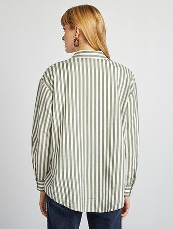Camicia lunga con tasca sul petto con 20% di lino