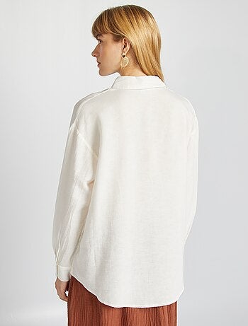 Camicia lunga con tasca sul petto con 20% di lino
