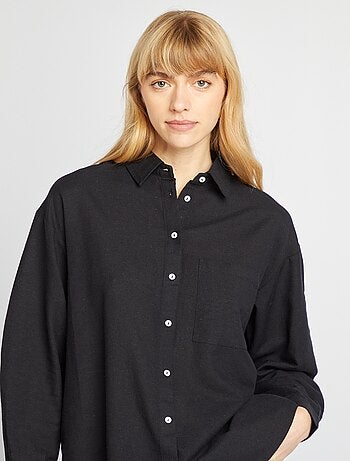 Camicia lunga con tasca sul petto con 20% di lino