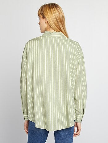 Camicia lunga con tasca sul petto con 20% di lino