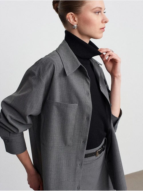 Camicia lunga in tessuto con maniche lunghe oversize con tasca dilvin - Kiabi Camicia lunga in tessuto con maniche lunghe oversize con tasca dilvin - Kiabi
