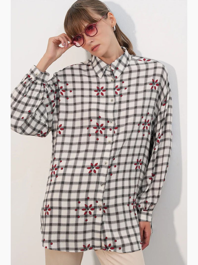 Camicia lunga oversize in crêpe a quadri bdart Bianco sporco - Kiabi