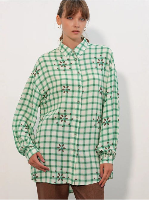 Camicia lunga oversize in crêpe a quadri bdart - Kiabi Camicia lunga oversize in crêpe a quadri bdart - Kiabi