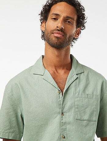 Camicia maniche corte con tasca sul petto