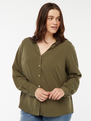 Camicia morbida in tessuto crêpe