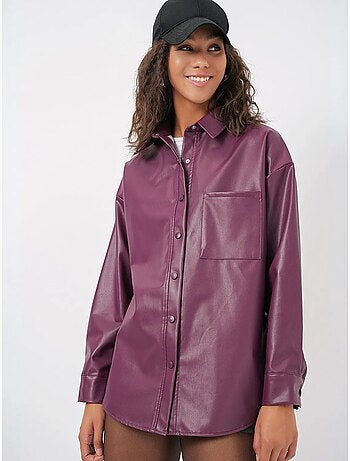 Camicia oversize a maniche lunghe in similpelle con bottoni e tasca bdart