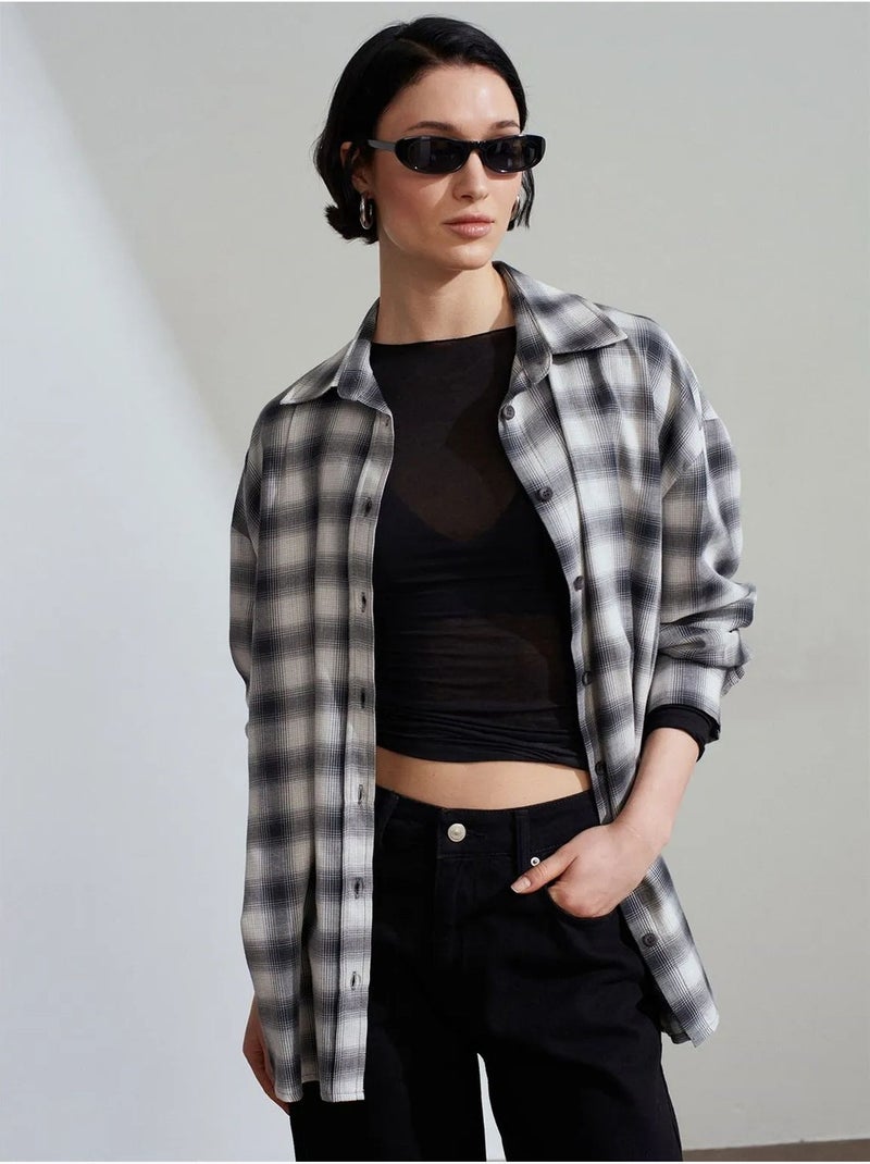 Camicia oversize a quadri a maniche lunghe dilvin Grigio - Kiabi