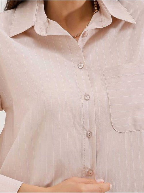 Camicia oversize a righe con dettagli tascabili bdart - Kiabi Camicia oversize a righe con dettagli tascabili bdart - Kiabi