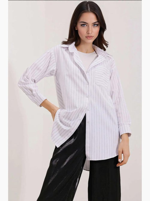 Camicia oversize a righe con dettagli tascabili bdart - Kiabi Camicia oversize a righe con dettagli tascabili bdart - Kiabi