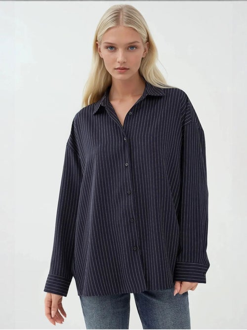Camicia oversize a righe hiccup - Kiabi Camicia oversize a righe hiccup - Kiabi