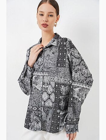 Camicia oversize con stampa paisley e bottoni bdart