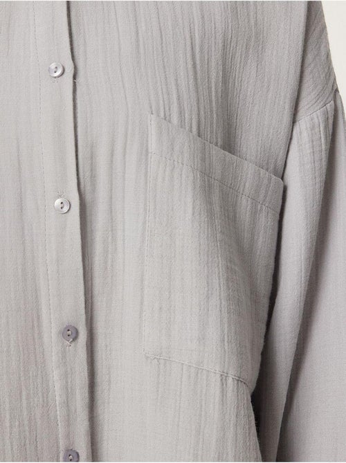 Camicia oversize in cotone testurizzato con taschino istanbul - Kiabi Camicia oversize in cotone testurizzato con taschino istanbul - Kiabi