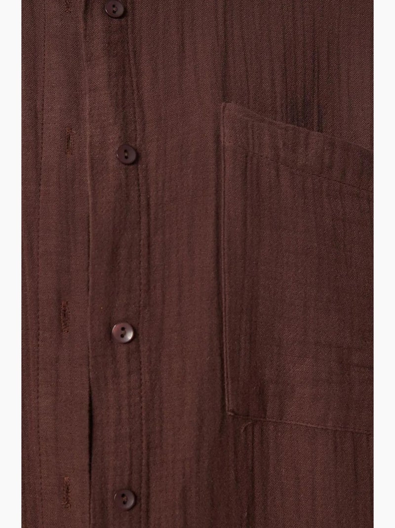 Camicia oversize in cotone testurizzato con taschino istanbul Marrone cioccolato - Kiabi