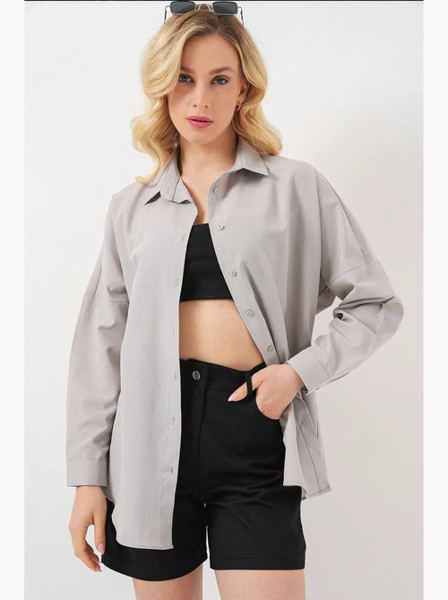 Camicia oversize in popeline con motivo e bottoni bdart - Kiabi Camicia oversize in popeline con motivo e bottoni bdart - Kiabi