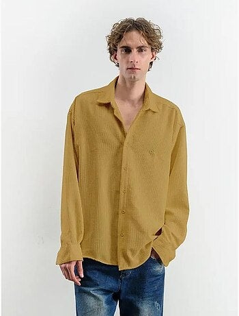 Camicia oversize in velluto con maniche lunghe e abbottonatura frontale giesto