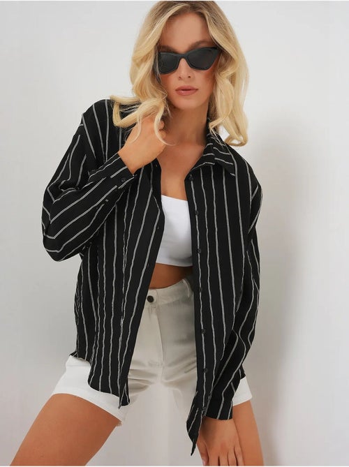 Camicia oversize testurizzata a righe con chiusura a bottoni bdart - Kiabi Camicia oversize testurizzata a righe con chiusura a bottoni bdart - Kiabi