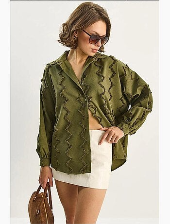 Camicia oversize testurizzata con bottoni lucci