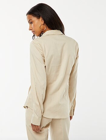 Camicia slim fit con colletto all'italiana