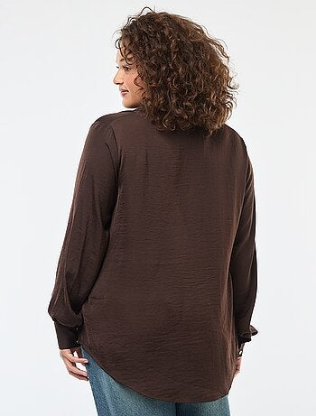 Camicia stile sahariana satinata con bottoni dorati