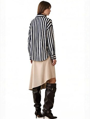Camicia tessuta a righe con abbottonatura frontale busem