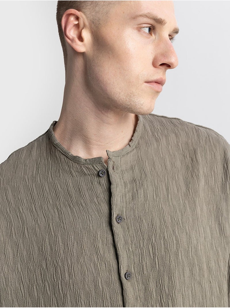 Camicia testurizzata a maniche lunghe con girocollo giesto Cachi - Kiabi