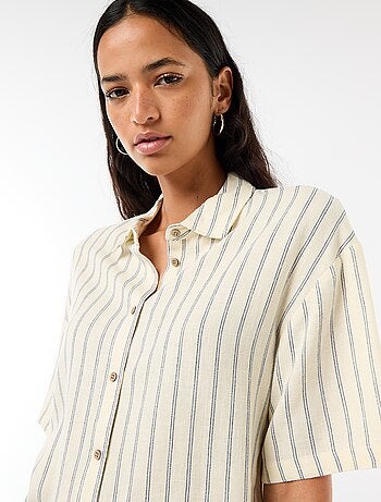 Camicia tinta unita a maniche corte