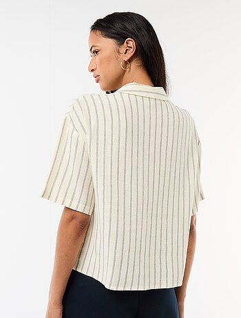 Camicia tinta unita a maniche corte