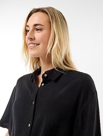 Camicia tinta unita a maniche corte