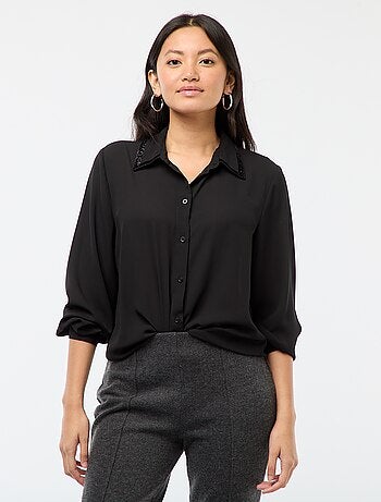 Camicia tinta unita con colletto paillettato
