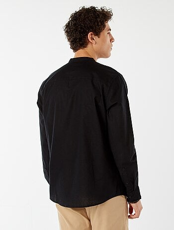 Camicia tinta unita con collo alla coreana e maniche arrotolabili