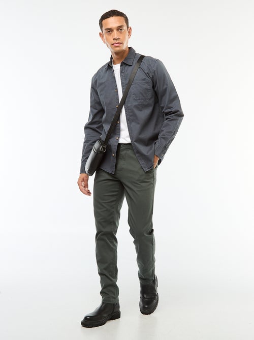 Camicia tinta unita taglio dritto / Regular fit - Kiabi