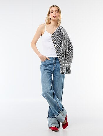 Canotta a costine con spalline sottili