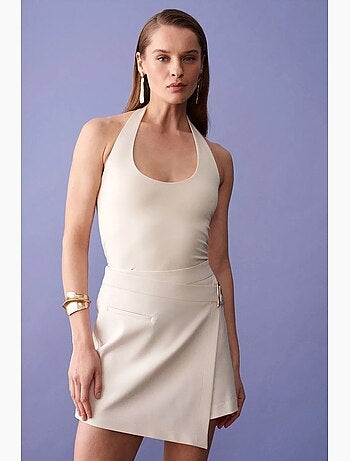 Canotta aderente halter con cut-out dilvin