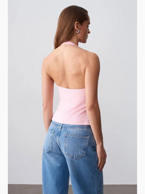 Canotta aderente halter con cut-out dilvin - Kiabi Canotta aderente halter con cut-out dilvin - Kiabi