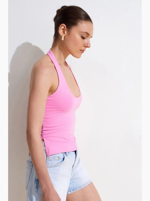 Canotta aderente halter con cut-out dilvin - Kiabi Canotta aderente halter con cut-out dilvin - Kiabi