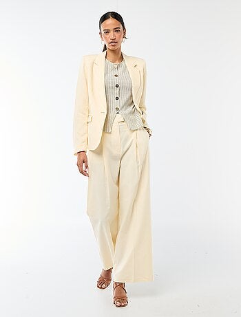 Canotta con apertura con bottoni dorati martellati