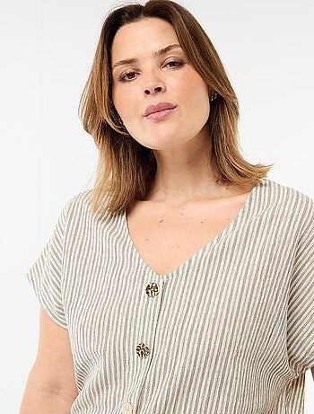 Canotta con bottoni dorati