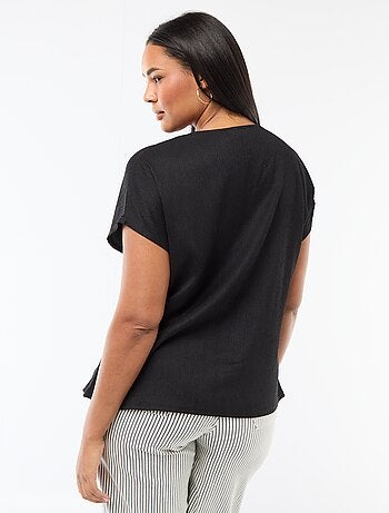 Canotta con bottoni dorati