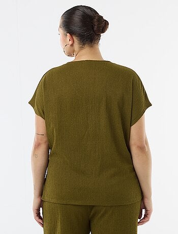 Canotta con bottoni dorati